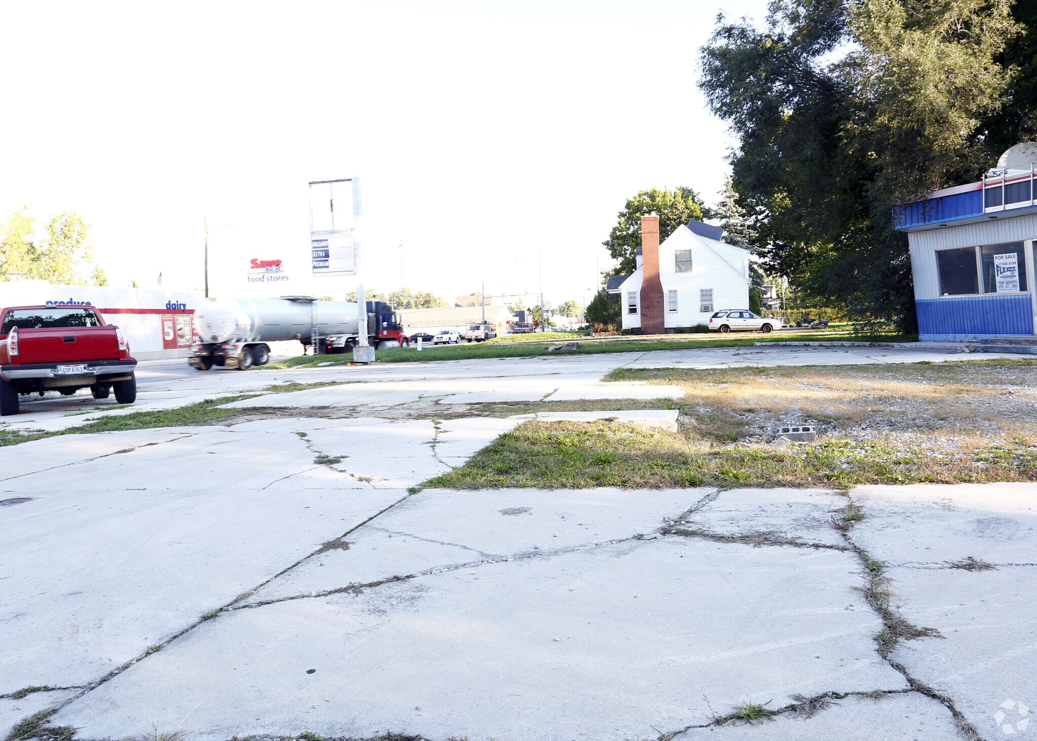 892-896 N County Line St, Fostoria, OH à vendre Photo principale- Image 1 de 3