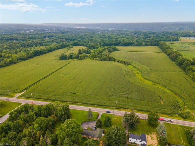 3810 Center, Youngstown, OH à vendre - Autre - Image 1 de 12