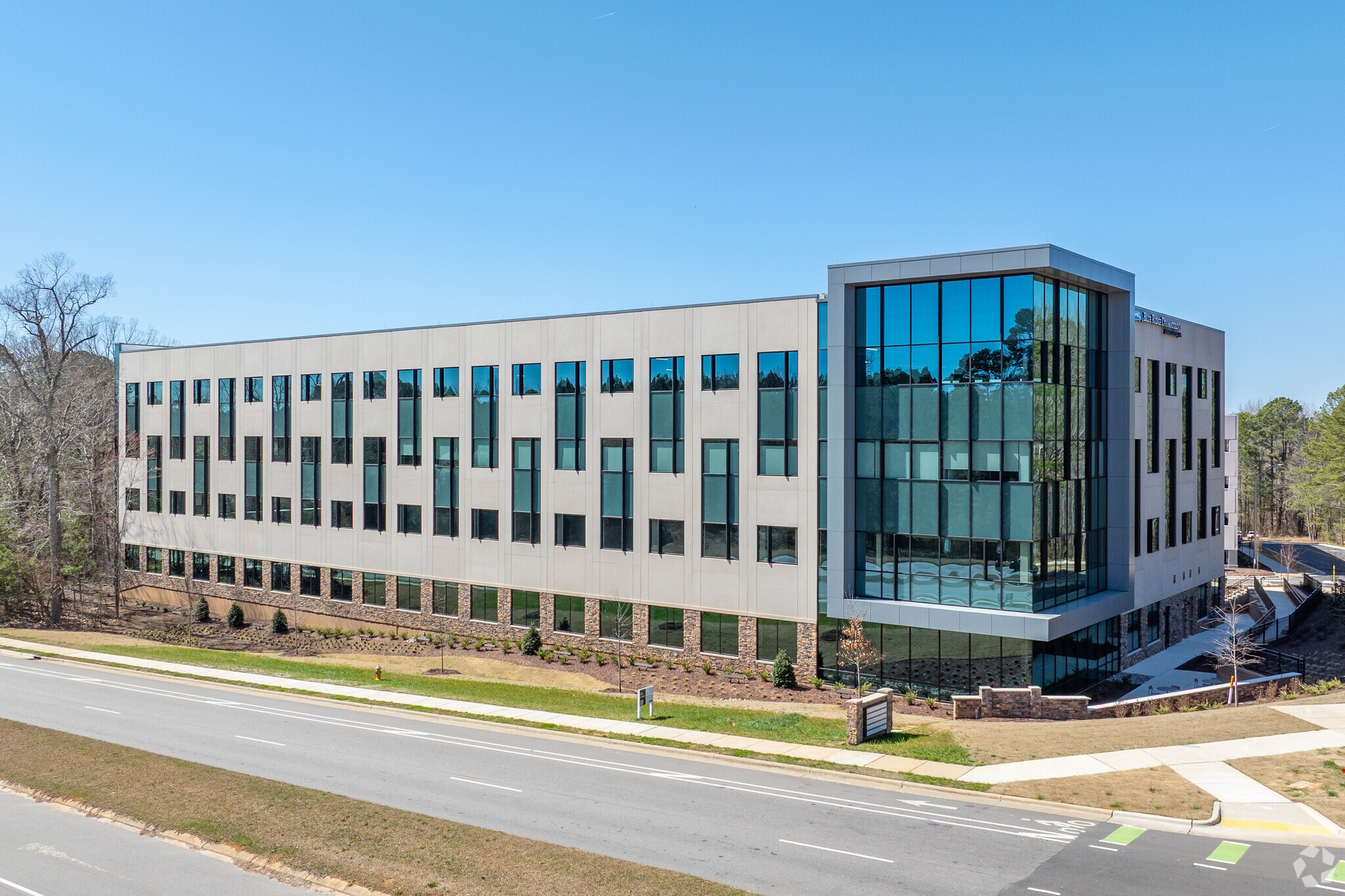 4225 Macon Pond Rd, Raleigh, NC for lease Primary Photo- Image 1 of 13