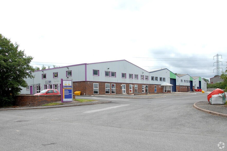 4 Stephen Gray Rd, Mold à louer - Photo principale - Image 1 de 3