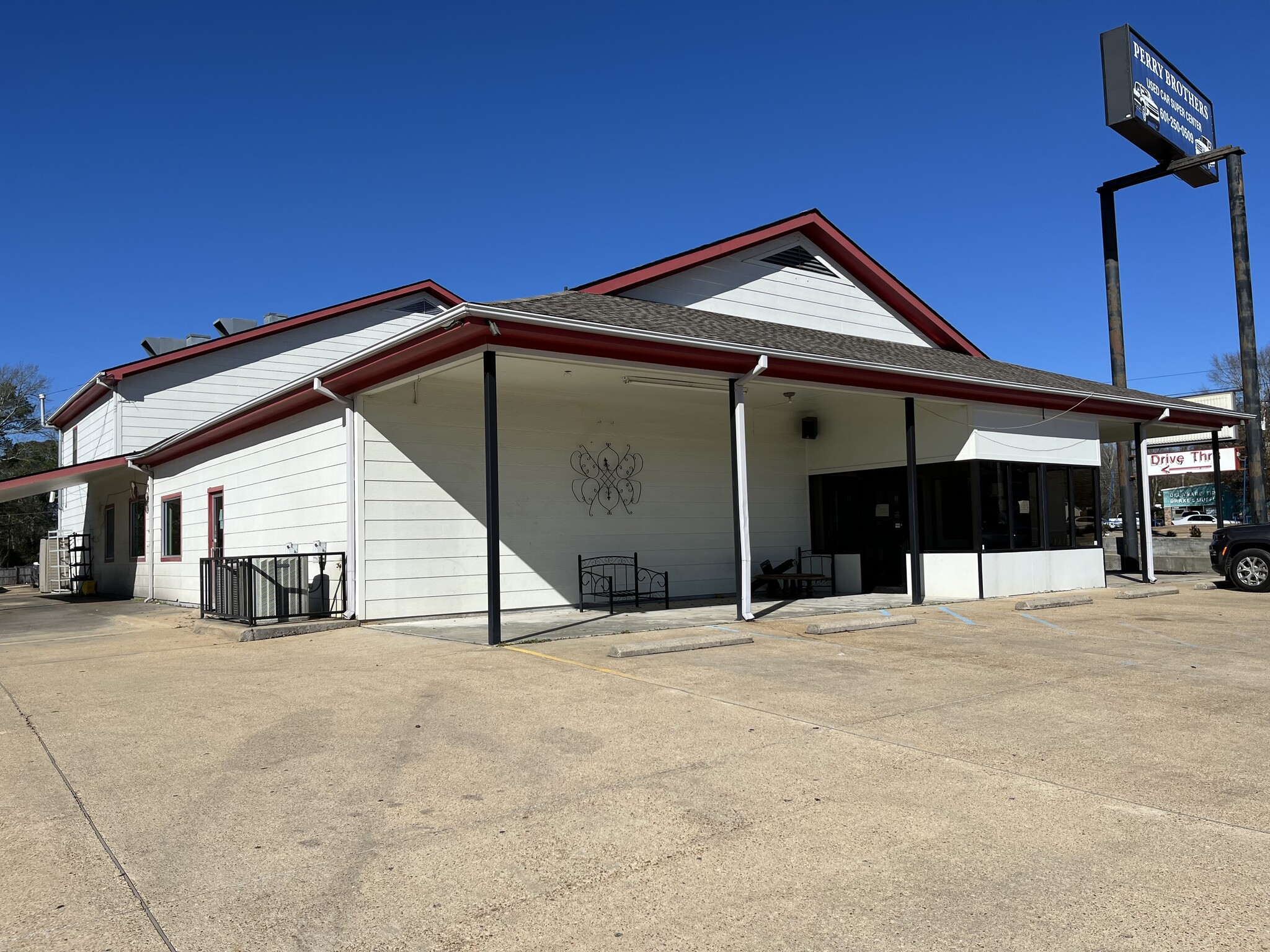 1300 Delaware Ave, Mccomb, MS for sale Building Photo- Image 1 of 10