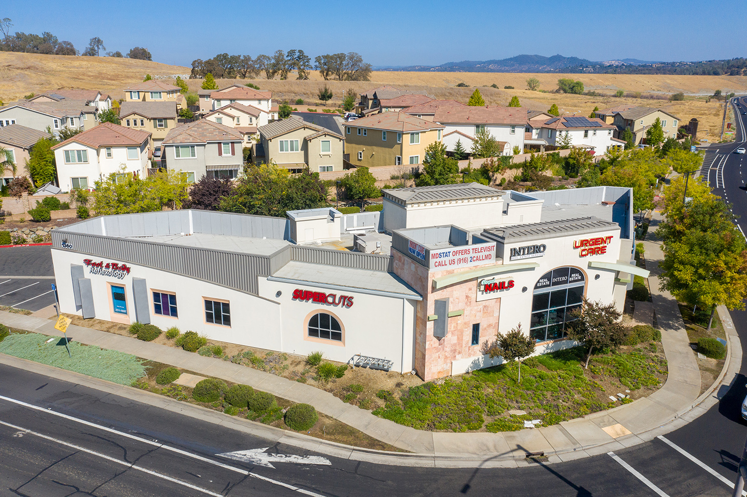 1360 E Natoma St, Folsom, CA à vendre Photo du bâtiment- Image 1 de 1