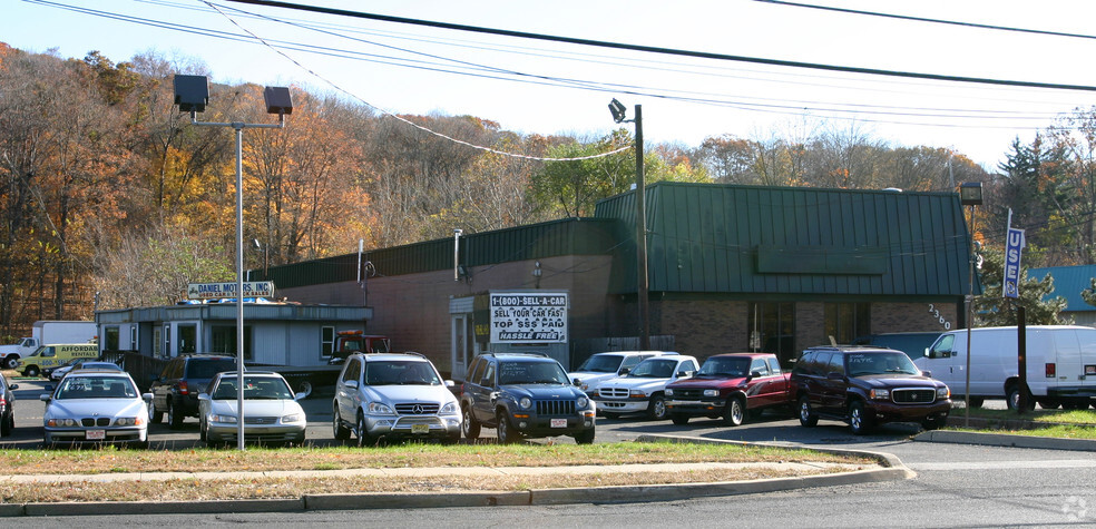 2360 Hamburg Tpke, Wayne, NJ for sale - Primary Photo - Image 1 of 1