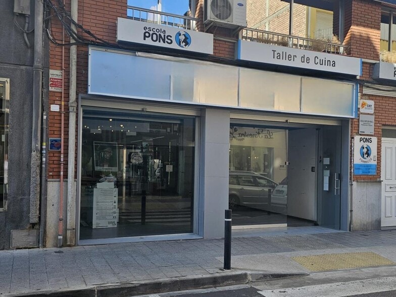 Retail in Sant Carles de la Ràpita, Tarragona for lease - Building Photo - Image 2 of 6