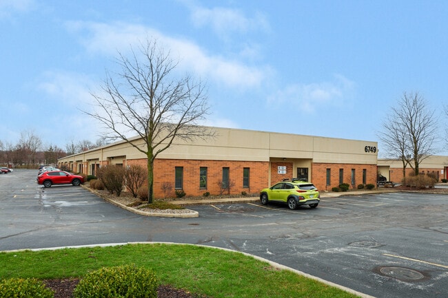 More details for 6749 Engle Rd, Middleburg Heights, OH - Flex for Lease