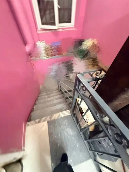 Commerce de détail dans Paris à louer - Photo du bâtiment - Image 3 de 6