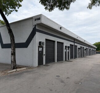 Plus de détails pour 2180 NW 18th Ave, Pompano Beach, FL - Industriel à louer