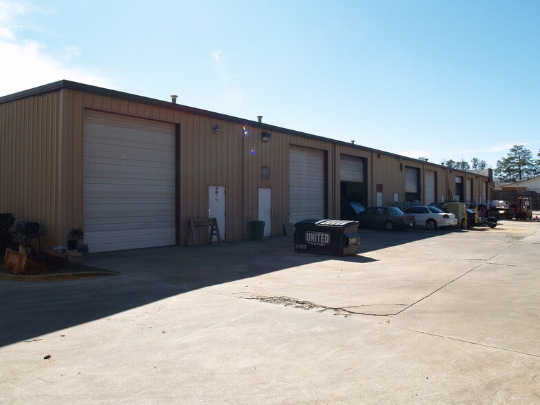 3562 Buford Hwy, Duluth, GA à louer - Photo du bâtiment - Image 3 de 3