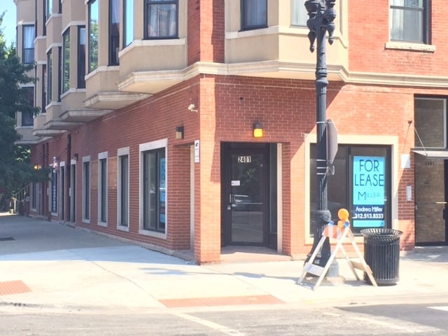 2401-2409 S Oakley Ave, Chicago, IL for lease - Building Photo - Image 3 of 18