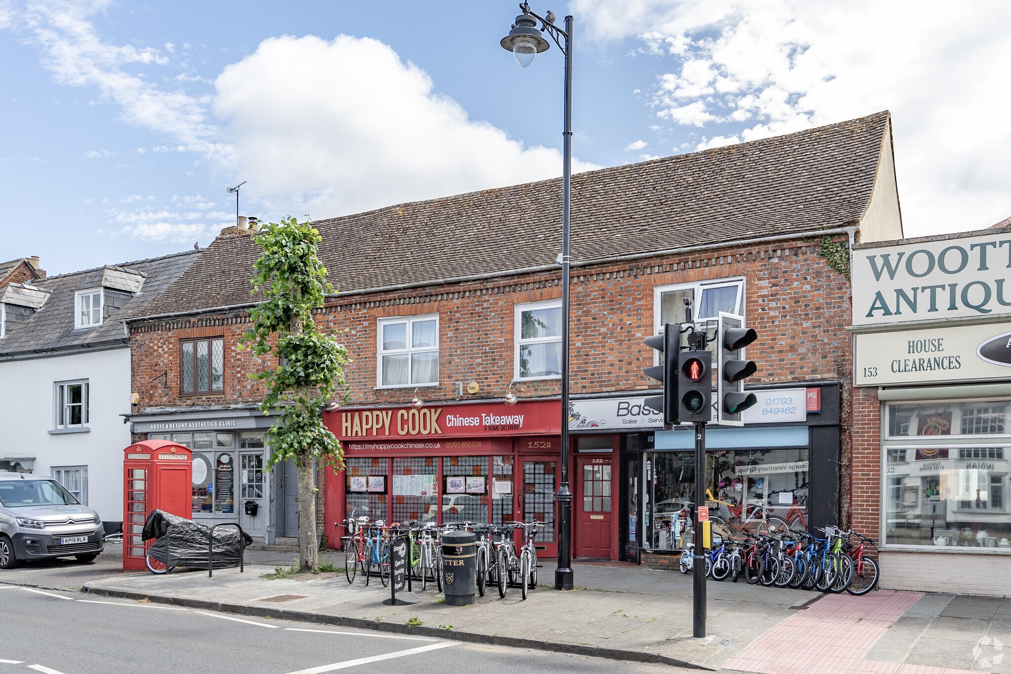 151-152C High St, Royal Wootton Bassett for lease Primary Photo- Image 1 of 3