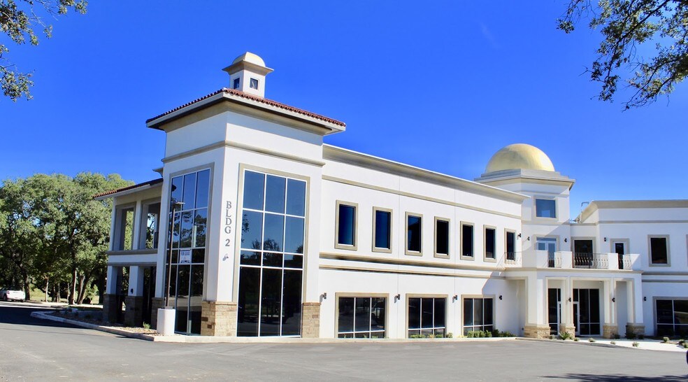 10 Dominion Dr, San Antonio, TX à louer - Photo du bâtiment - Image 1 de 8