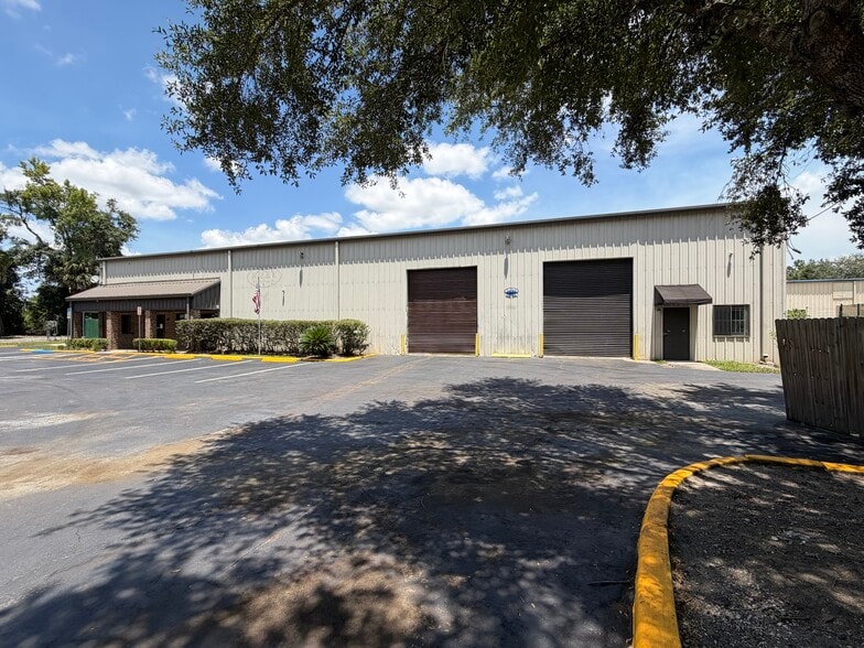 5491 Benchmark Ln, Sanford, FL for sale - Building Photo - Image 3 of 18