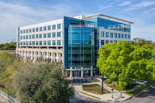 Plus de détails pour 618 E South St, Orlando, FL - Bureau à louer