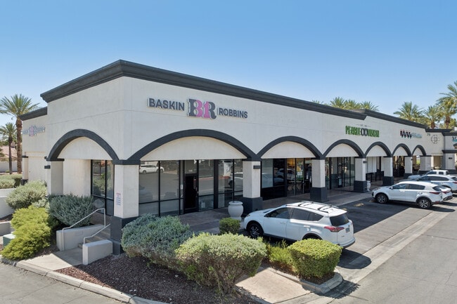 Plus de détails pour 55-75 S Valle Verde Dr, Henderson, NV - Commerce de détail à louer
