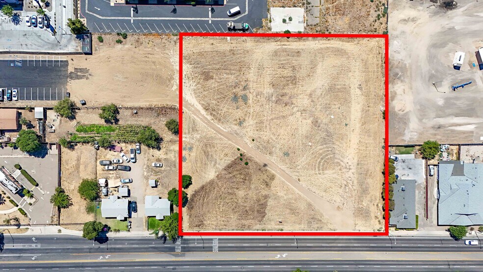 125 N Parsons Ave, Merced, CA à vendre - Photo du bâtiment - Image 2 de 53