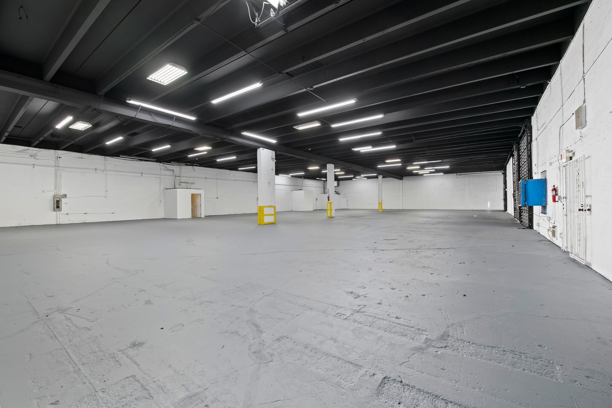 3501-3531 NW 19th St, Fort Lauderdale, FL à louer Photo intérieure- Image 1 de 12