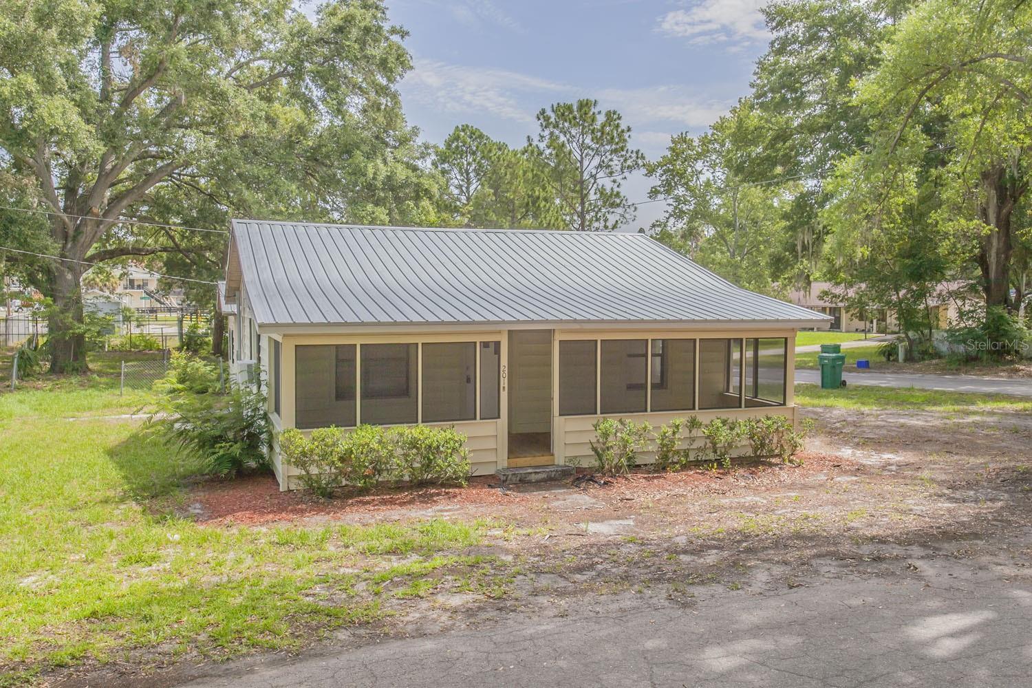 201 Florida St, Wildwood, FL à vendre Photo principale- Image 1 de 1