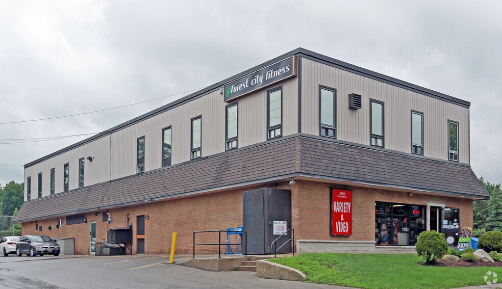 460 Berkshire Dr, London, ON à louer - Photo du bâtiment - Image 3 de 4