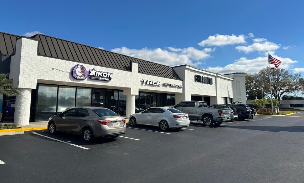 14499 N Dale Mabry Hwy, Tampa, FL à louer - Photo du bâtiment - Image 3 de 9