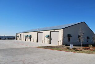 1008-1010 W Harris Rd, Arlington TX - Entrepôt