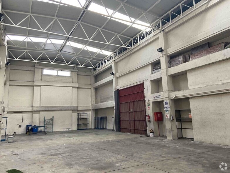 Industrial in Tres Cantos, Madrid for lease - Building Photo - Image 2 of 9