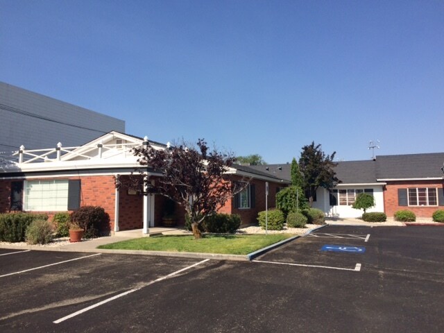 3773 Baker Ln, Reno, NV à louer - Photo du bâtiment - Image 2 de 6