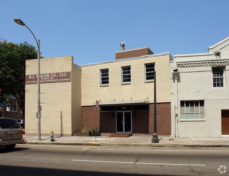 755 Tchoupitoulas St, New Orleans, LA à vendre - Photo du bâtiment - Image 2 de 2