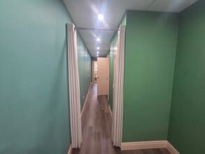 6150 Valley Way, Niagara Falls, ON for lease Interior Photo- Image 1 of 6