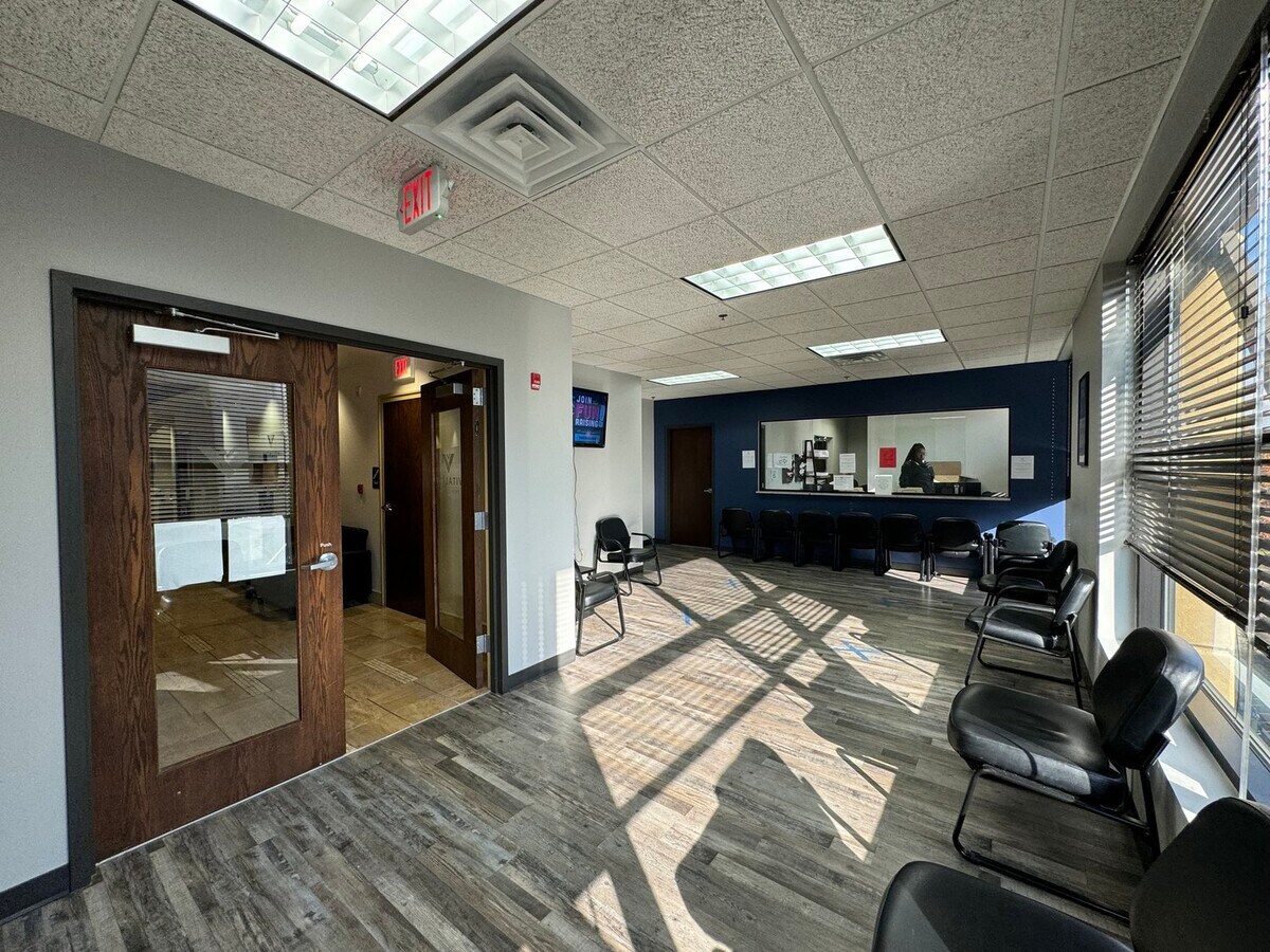 2700 Old Rosebud Rd, Lexington, KY 40509 - Unit 310-350 -  - Interior Photo - Image 2 of 10