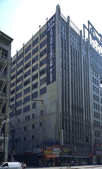 830-834 S Broadway, Los Angeles, CA for lease - Building Photo - Image 2 of 15