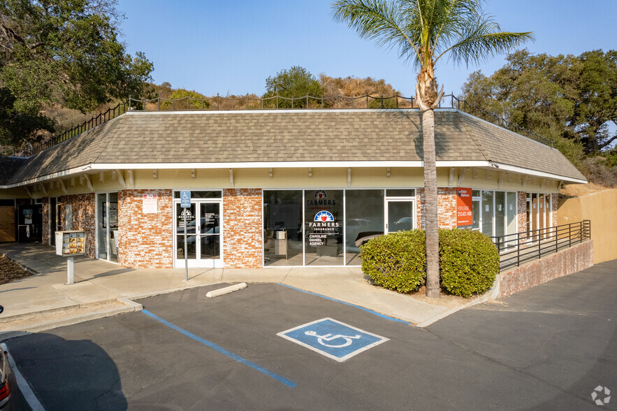 23681 Newhall Ave, Santa Clarita, CA for lease - Building Photo - Image 1 of 7