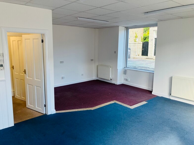611-613 George St, Aberdeen for lease - Building Photo - Image 3 of 8