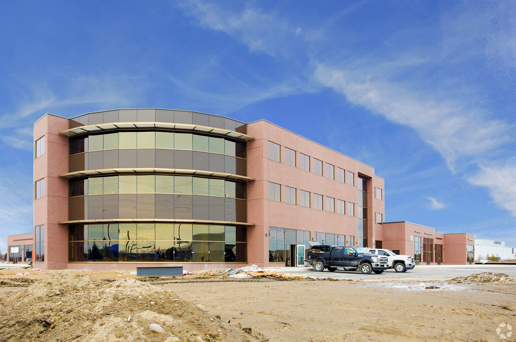 222 Mapleview Dr, Barrie, ON à louer Photo du bâtiment- Image 1 de 5