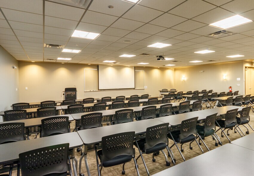 5680 Greenwood Plaza, Greenwood Village, CO à louer - Photo intérieure - Image 2 de 12