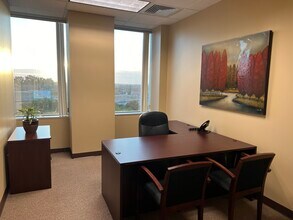 1000 Town Center Dr, Oxnard, CA à louer Photo intérieure- Image 1 de 1