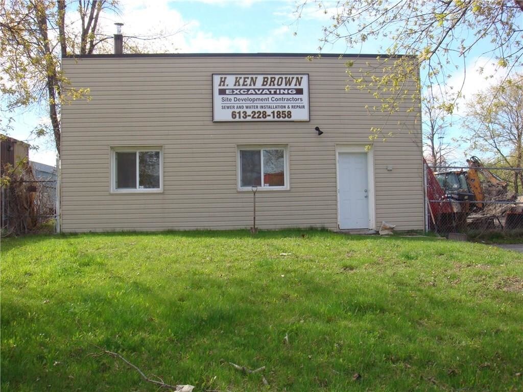 38 Cleopatra Dr, Ottawa, ON à vendre Photo principale- Image 1 de 1