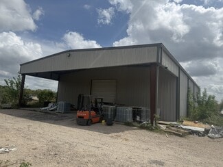 Plus de détails pour 258 County 281 rd, Alvin, TX - Industriel à louer