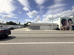 3045 W Broward Blvd, Fort Lauderdale, FL à louer Photo intérieure- Image 2 de 16