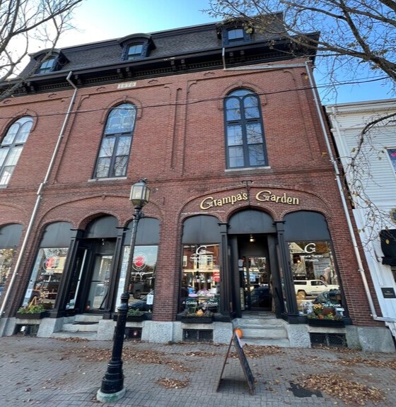 146 Maine st, Brunswick, ME à louer - Photo du bâtiment - Image 2 de 30