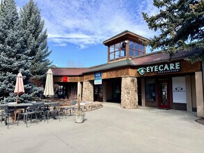 225 Anglers Dr, Steamboat Springs, CO à louer Photo intérieure- Image 2 de 6