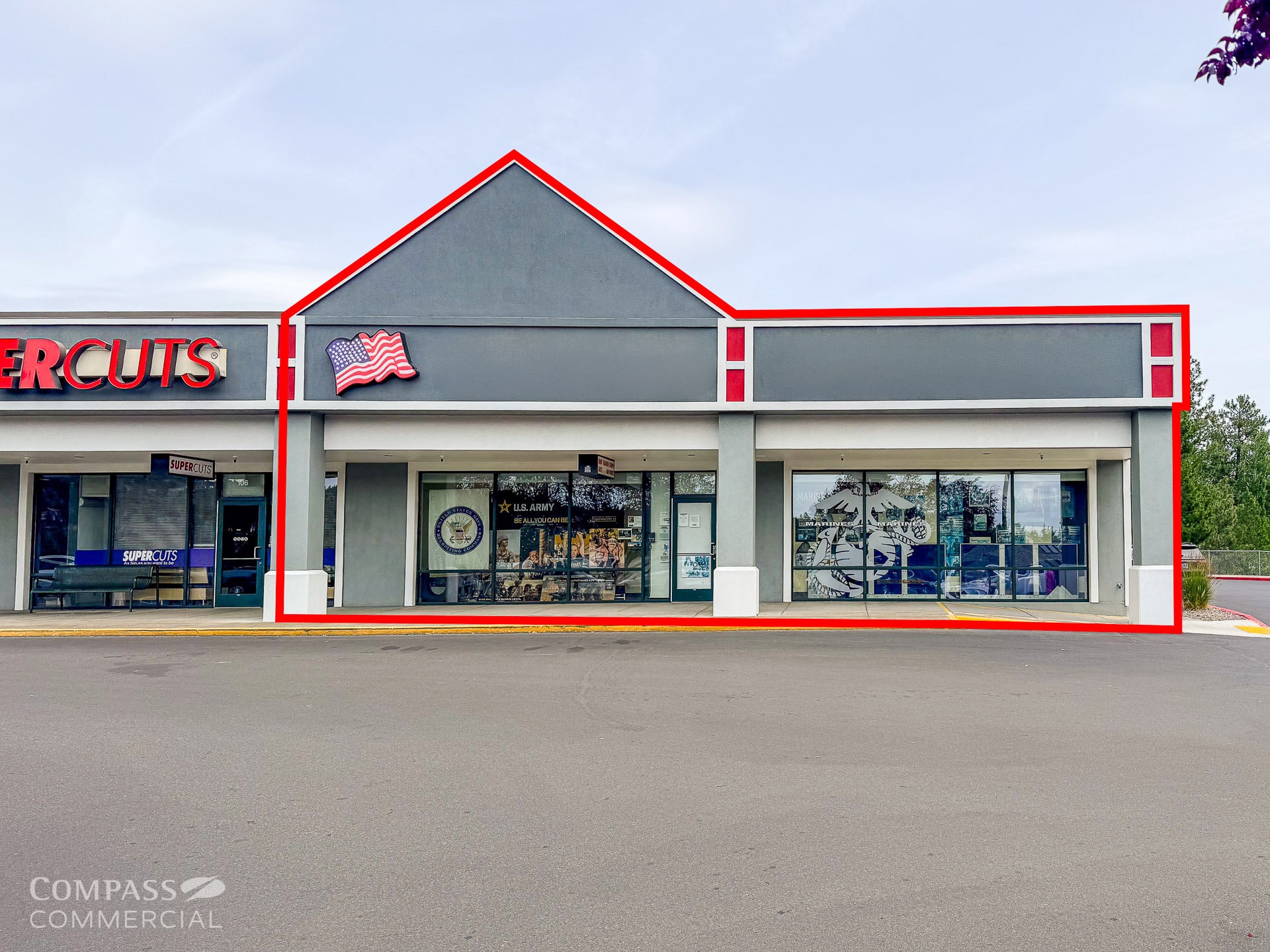 100-108 NE Bend River Mall Dr, Bend, OR à louer Photo intérieure- Image 1 de 3