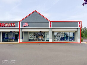 100-108 NE Bend River Mall Dr, Bend, OR à louer Photo intérieure- Image 1 de 3