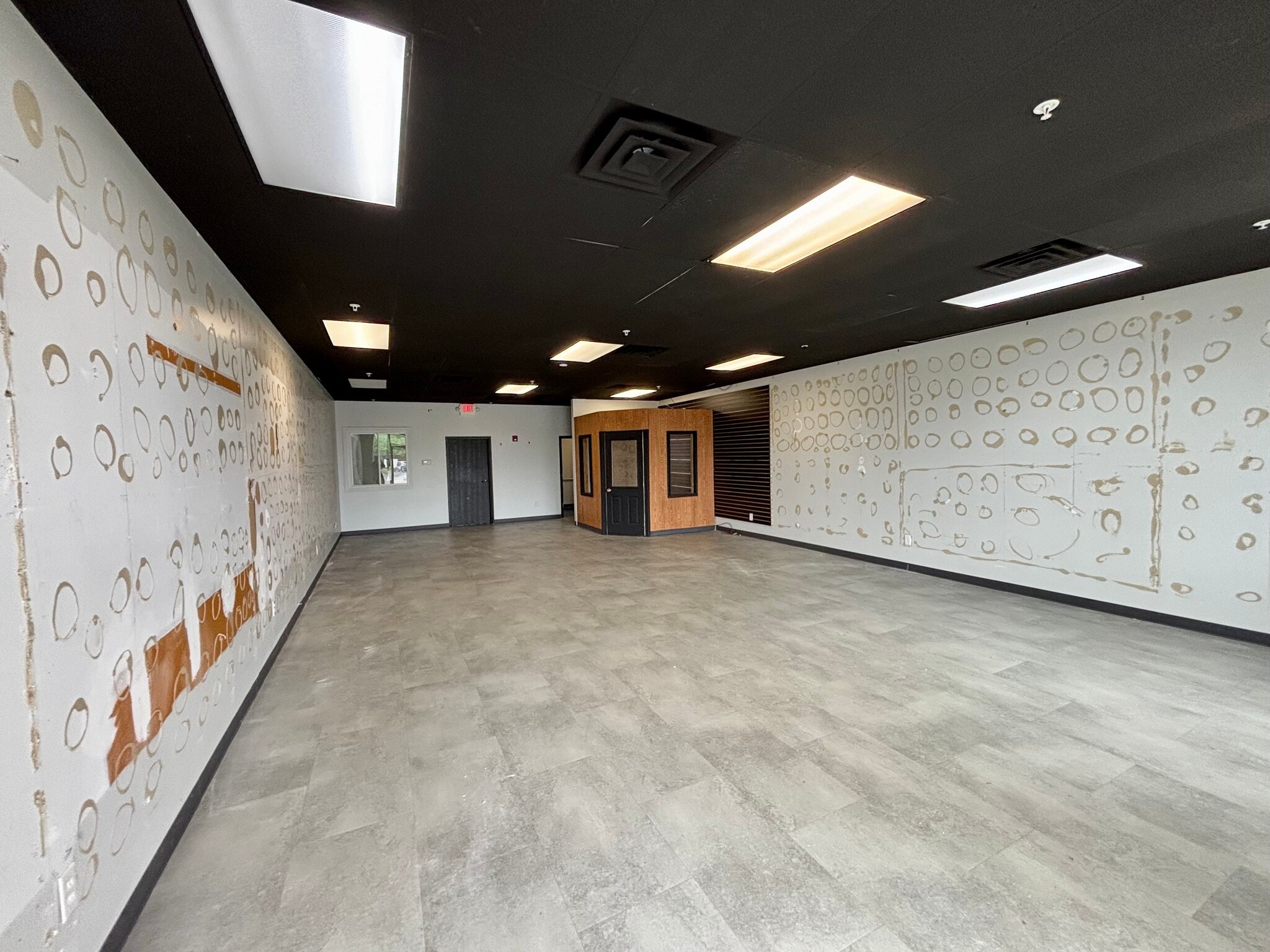 644 Migaldi Ln, Lansing, MI à louer Photo intérieure- Image 1 de 4