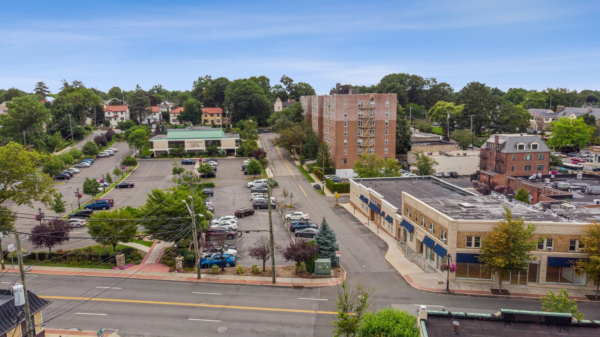 434-440 White Plains Rd, Eastchester, NY à vendre Photo du bâtiment- Image 1 de 1