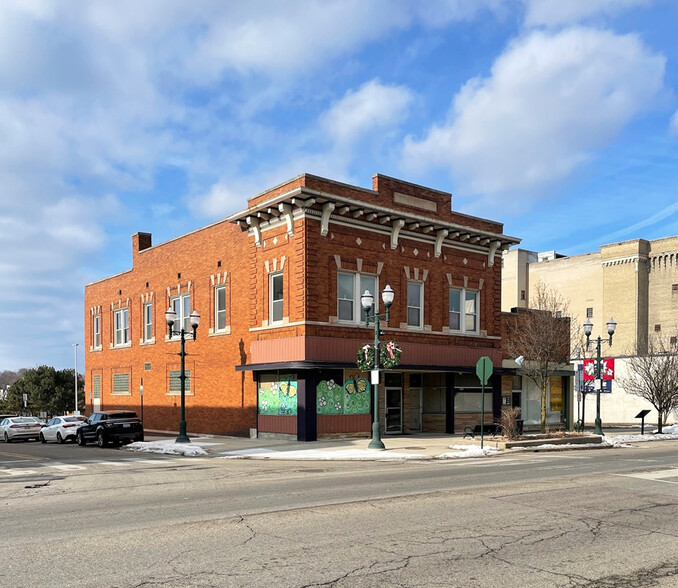 101-103 N Saginaw Rd, Pontiac, MI à vendre - Photo du bâtiment - Image 1 de 1