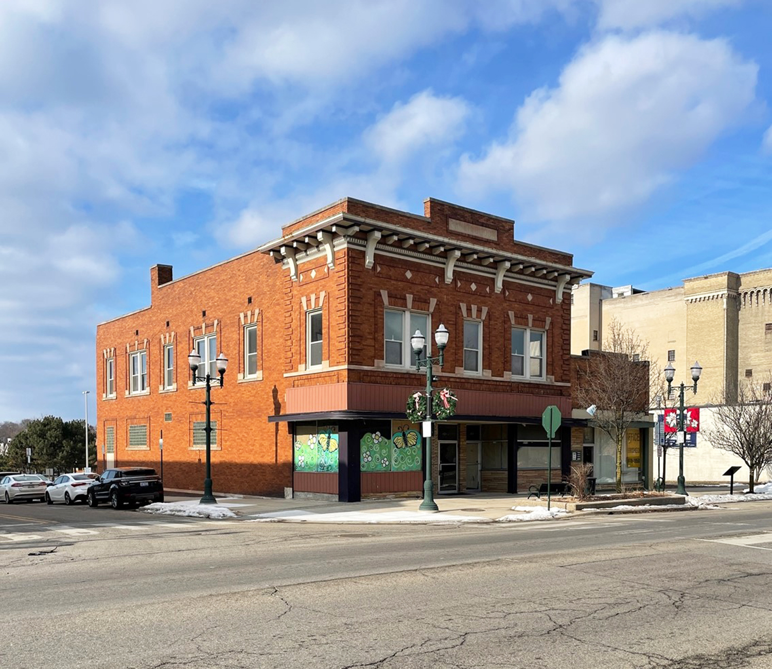 101-103 N Saginaw Rd, Pontiac, MI à vendre Photo du bâtiment- Image 1 de 1