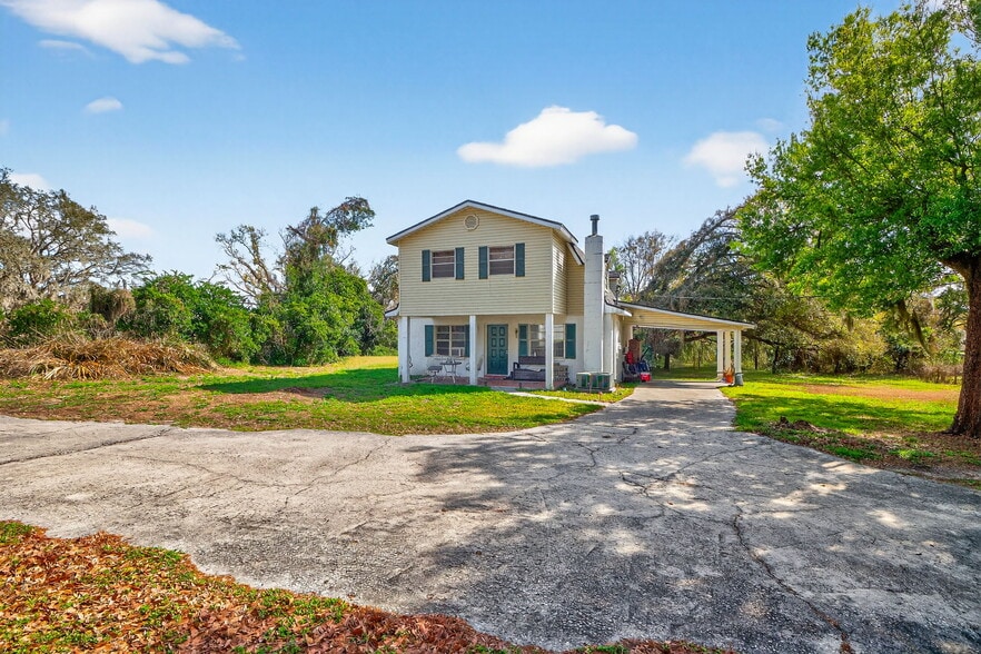 902 Two Houses Ln, Seffner, FL à vendre - Photo du bâtiment - Image 3 de 11