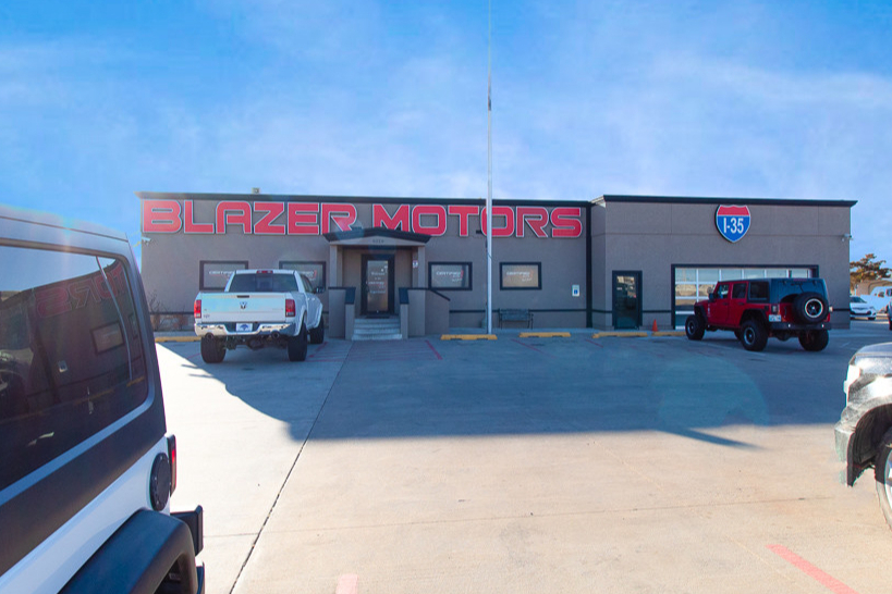 9229 S I-35 Service Rd, Oklahoma City, OK for sale - Building Photo - Image 1 of 23