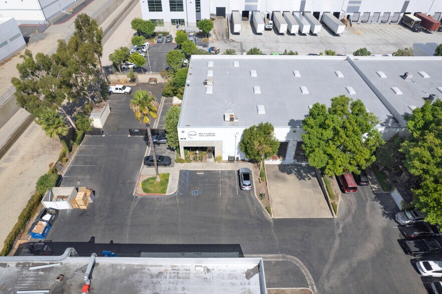 9216 Bally Ct, Rancho Cucamonga, CA à vendre - Photo du bâtiment - Image 3 de 34