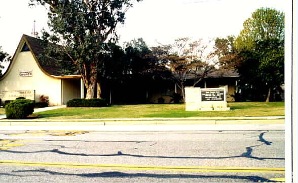 451 W Madison Ave, Placentia, CA à louer - Photo du bâtiment - Image 3 de 9